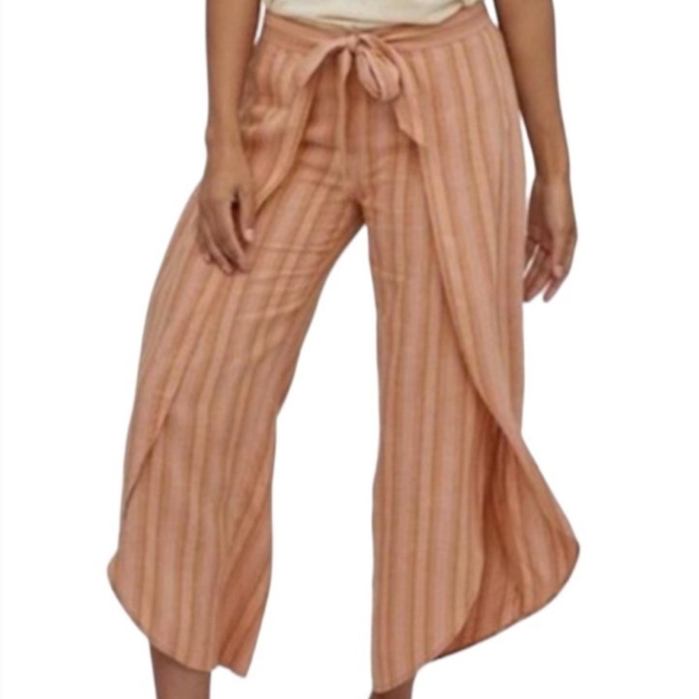 Patagonia women’s garden island wrap pants striped size medium